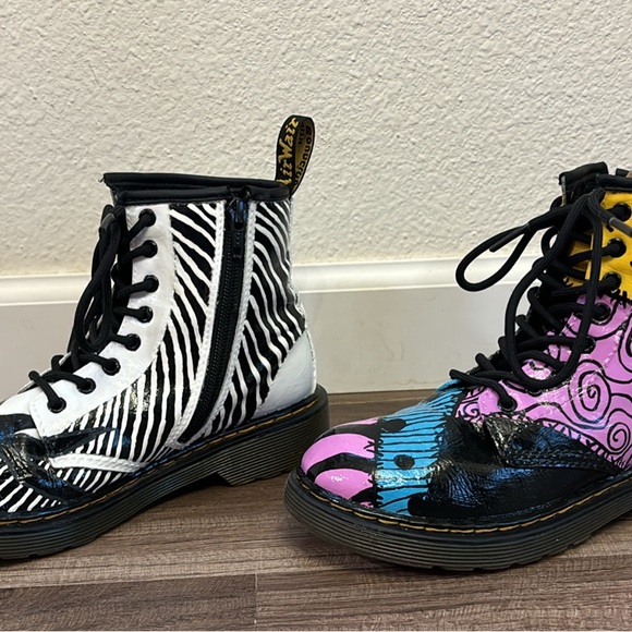 Custom Dr. Martens Nightmare Before Christmas theme (jack and sally) - Picture 2 of 6